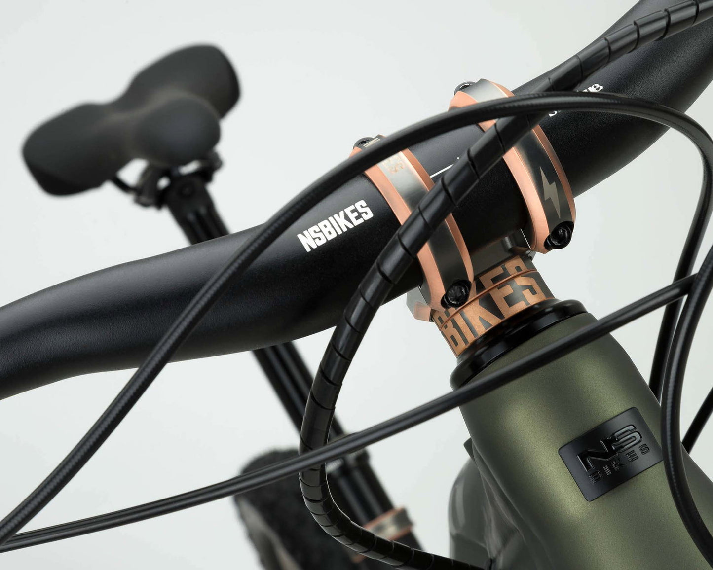 NS Bikes E-Fine 1 170 Shimano EP8/630Wh - Elektro MTB-Fully 2024| black-green M