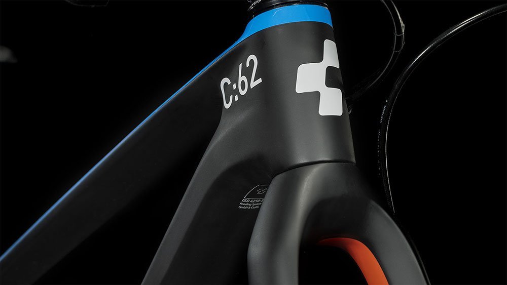 Cube Elite 240 C:62 Pro carbon´n´blue´n´red 24"